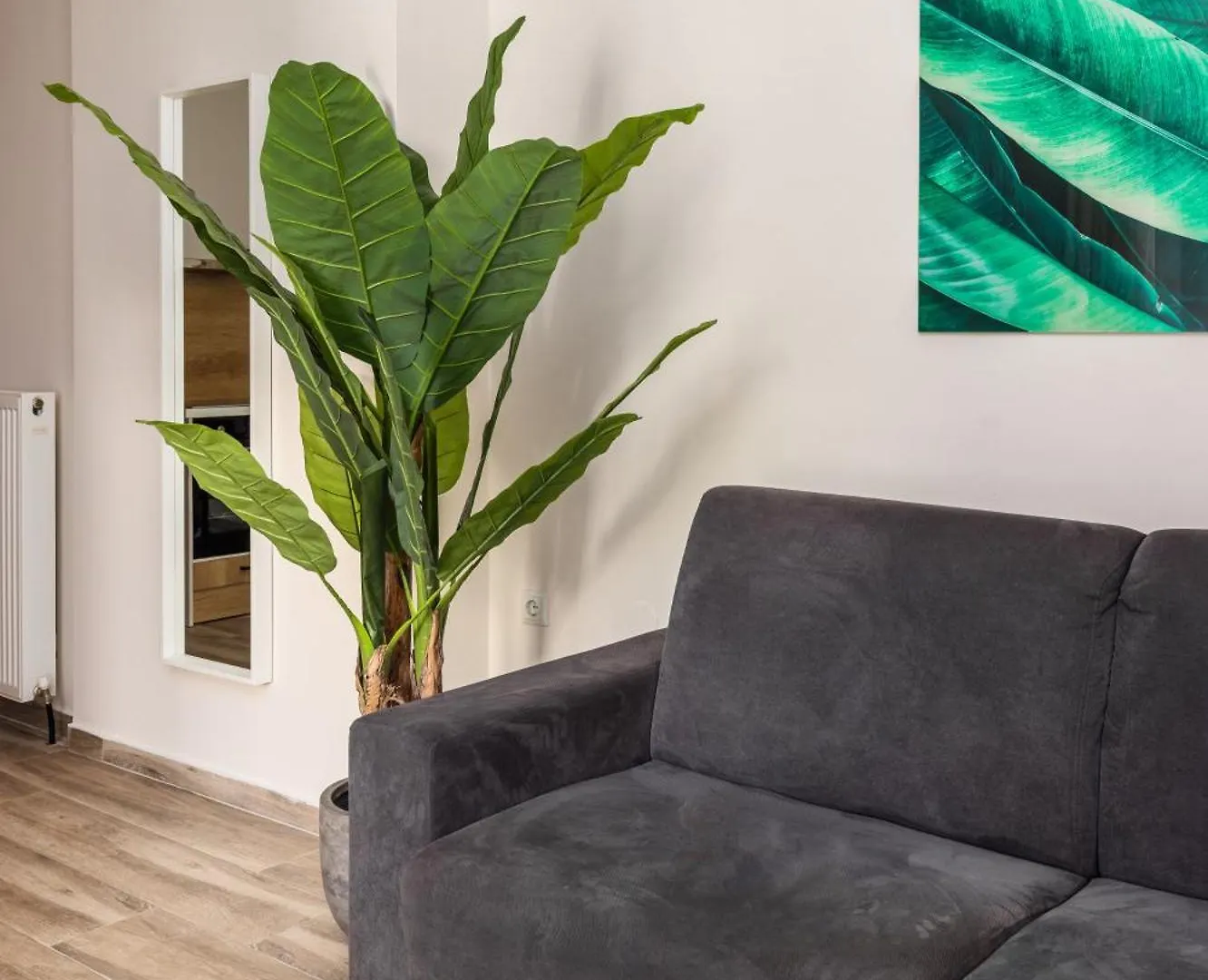 Tropical & Faces By Nest Apartment Thessaloniki