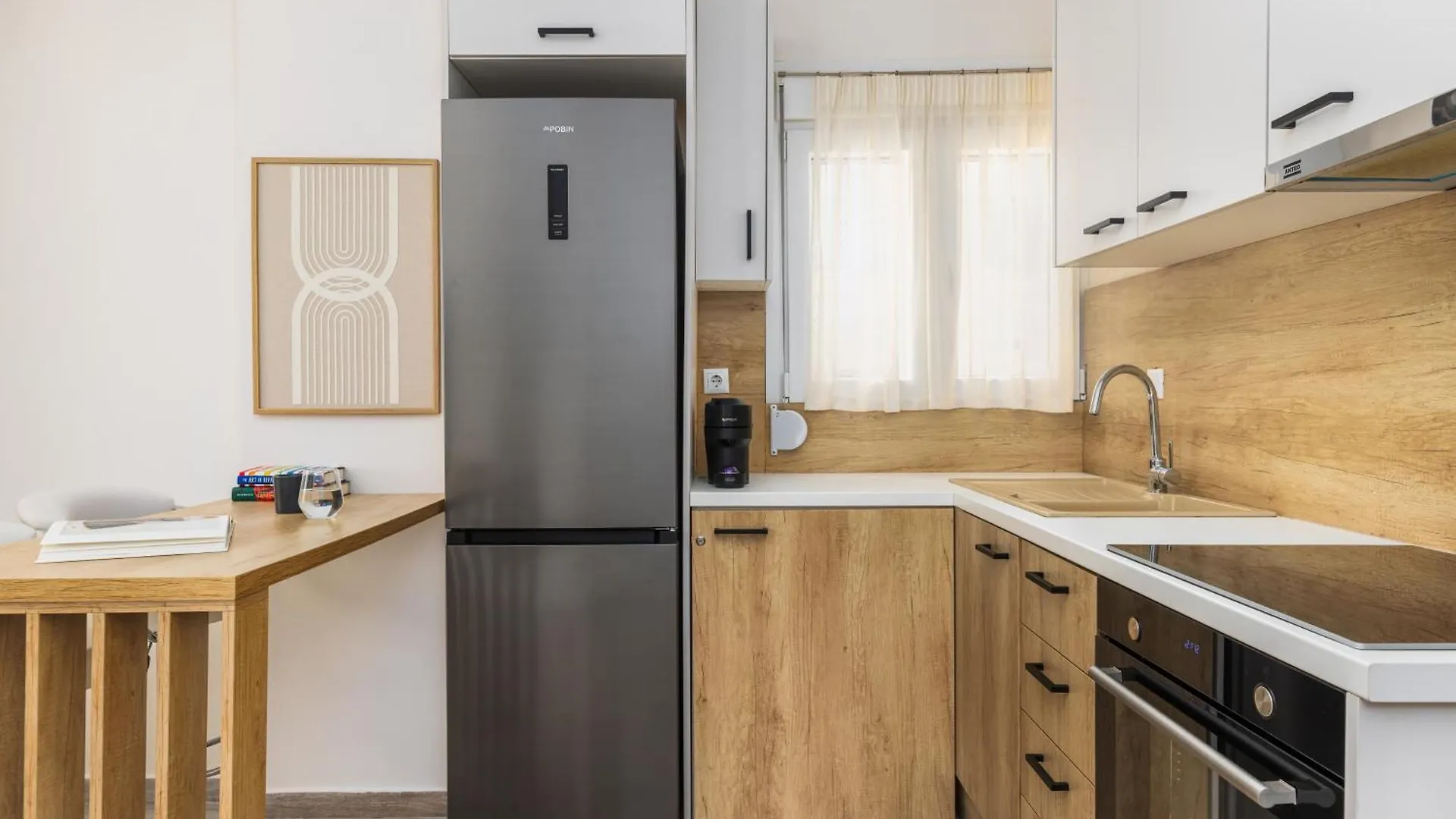Tropical & Faces By Nest Apartment Thessaloniki